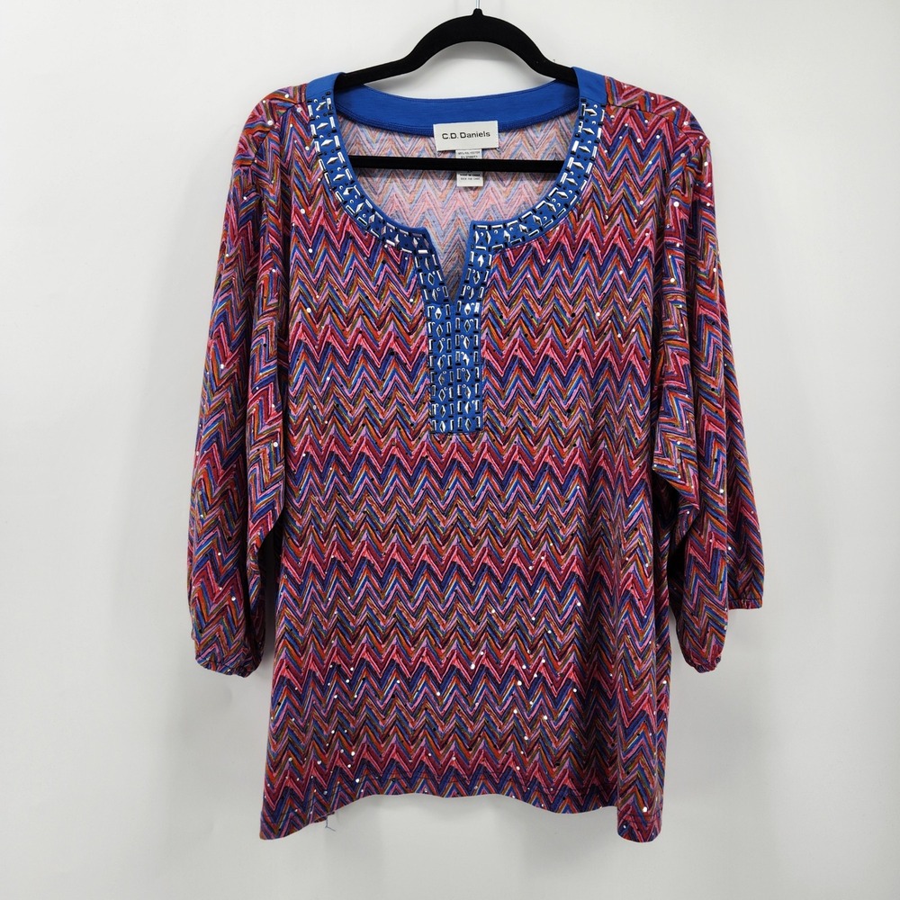 C.D. Daniels Women's 2X Multicolor Sequin‎ Embellished Chevron Tunic Top